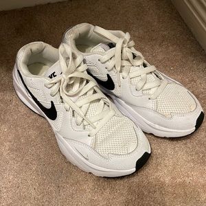 Nike Dad Sneaker